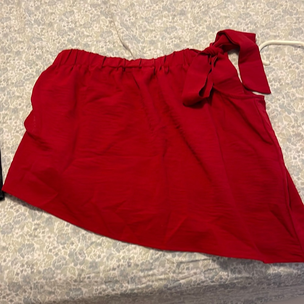 Short blouse